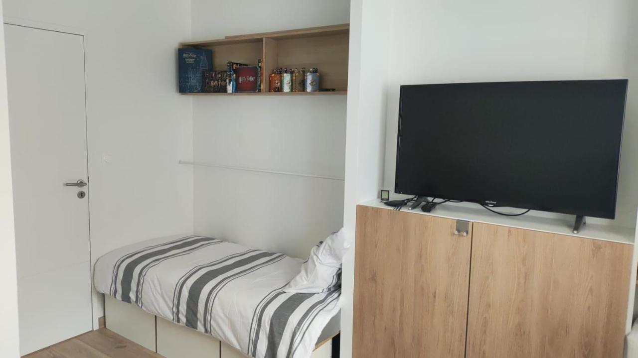 Location Chambre Taden Exterior foto