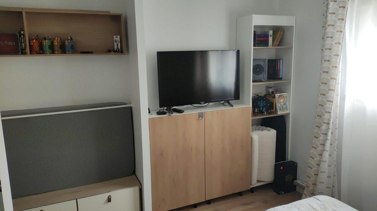 Location Chambre Taden Exterior foto